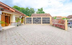 Riverside Homestay Jogja